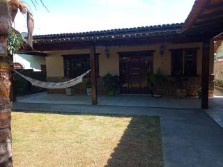 Casa confortável com piscina e churrasqueira - 7