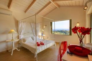 Villa Nautilos Ideales Resort - 2