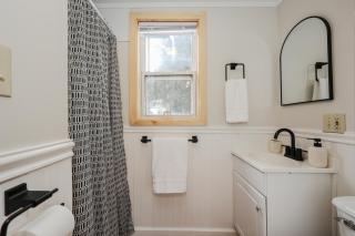 *Brookside Cabin w/ full kitchen - Lincoln - 2