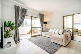 Spacious 1 bed in Vilamoura, Fast Wifi & Pool - Quarteira - 4