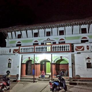 Durbar Restro Hotel & Party Venue - Patan - 3