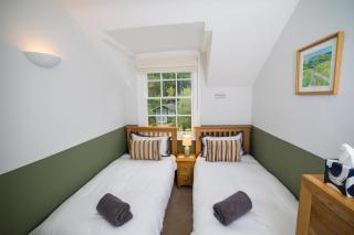 Fort Victoria Cottages - Spinnakers - 8