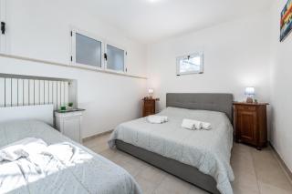Al Porto terrace close to the lake - San Felice del Benaco - 1