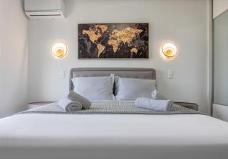 Two Bedroom Sea View Apartment in Glyfada Beach - Atenas - 3