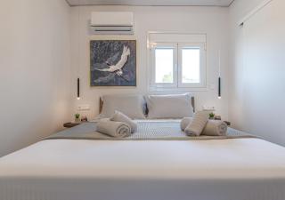 Two Bedroom Sea View Apartment in Glyfada Beach - Athens - 4