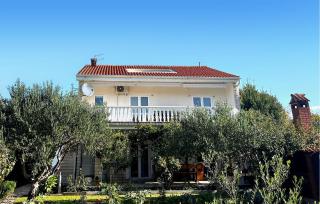 Amazing Apartment In Vlasici With Wi-Fi - Vlašići - 9