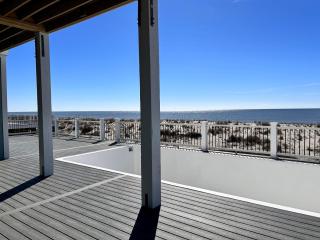 Aquila West - Oak Island - 6