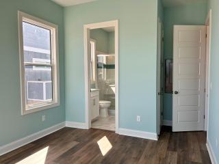 Aquila East - Oak Island - 1