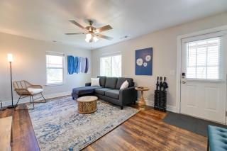 Fayetteville Retreat with Yard - Walk to Campus! - Fayetteville - 6