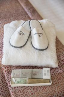Hotel de L'Abbaye Le Tronchet - Handwritten Collection - 9