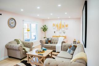 Riverfront Cottage Canoe Included & Playroom Fun - Wasaga Beach - 7