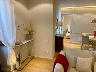 VILLA BELLAGIOIA. LUXURY APT ***** - Sanremo - 5