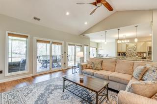 Waterfront Lake Norman Retreat w/ Dock + Hot Tub! - 6