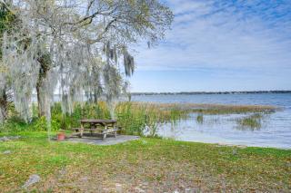 Auburndale Vacation Rental with Yard and Lake Views - Auburndale - 8