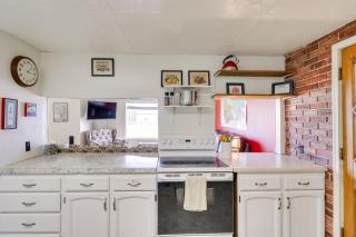 Pet-Friendly Home with Yard and Mountain Views! - Polson - 1