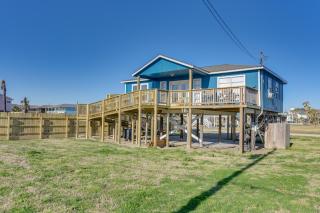 Second-Row Surfside Beach House Newly Renovated! - Surfside Beach - 8