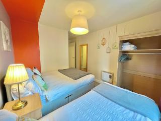 Skyview Apartment by Noknokstay - City centre with Parking - Group, Family, Business - Sheffield - 3