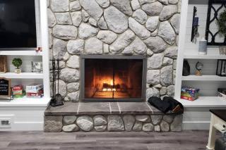 RiverEdge Haven Hot Tub, 5 Beds, Kayaks Near ND - 6