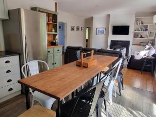 Cobden & Wills - Bright - 4