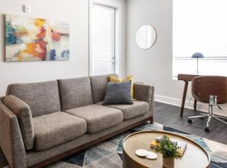 Cozysuites l Upscale 1BR in Downtown Cincinnati - Cincinnati - 9