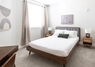 CozySuites Stunning 3BR in Downtown Cincinnati - Cincinnati - 4