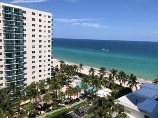Special $$$! 2 Bedroom Oceanfront Condo in Hollywood/Hallandale Beach! - Hollywood - 9