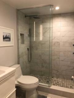 Special $$$! 2 Bedroom Oceanfront Condo in Hollywood/Hallandale Beach! - Hollywood - 3