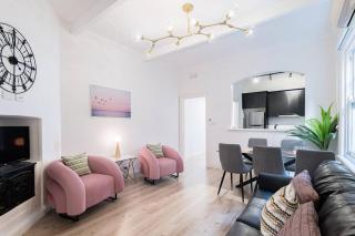 Waterfront - KING Master 4 Bedroom 3 Storey#9-10 - Sydney - 8