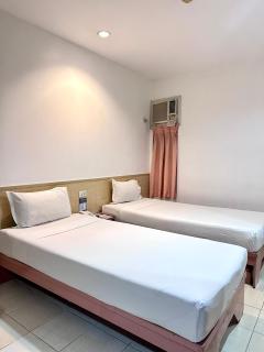 Hotel Pier Cuatro - Cebu City - 3