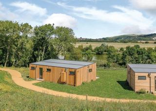 Swanborough Lakes Luxury Lodges - Lewes - 8