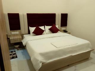 Hotel LR Delite Inn - Mathura - 2