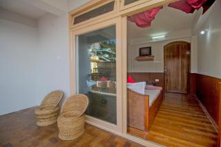 Hotel O Nourpem Residency - 7