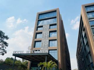 Hotel Mivaante - Ahmedabad - 8