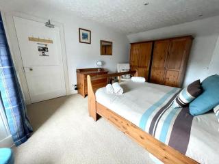 Comfortable 4 bed Home, Valhalla, Helmsdale - 2
