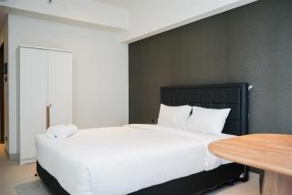 Studio Apartment with Sofa at Carstensz Residence By Travelio - 0