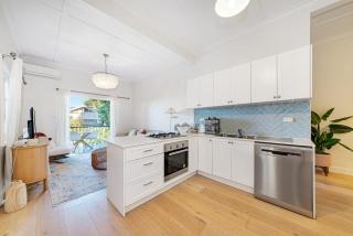 Lovely And Bright Unit Close to Taronga Zoo - Sydney - 9