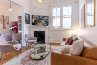 Comfy 3-Bed House Moments from Enmore St - Sydney - 4