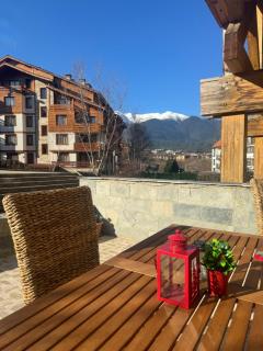 Apartment Chalet 13 with Fireplace & Terrace, St John Park - Bansko - 8