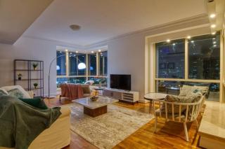Breathtaking 2BR W/180 Degree Views - Dubai Marina - Dubai - 9