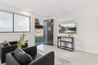 Cozy 1-Bed Studio Near Cafes and Shops - Carnegie - 7