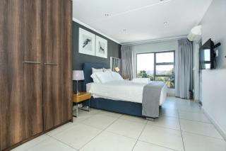 Epic Lifestyle Apartment Sandton - Johannesburg - 2