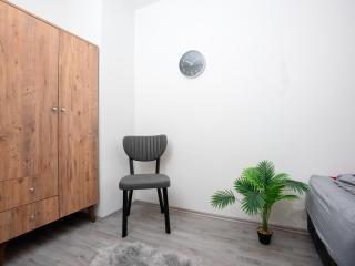 Livemore24 - Apartment 2 in Duisburg WLAN - Smart-TV - 24-7 Check-in und Küche - Duisburg - 1