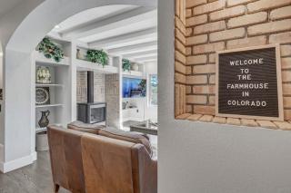 Red Rock Farmhouse - Patio Paradise Hiking Trails - 2