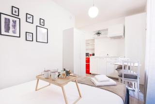 Compact and charming studio Porta Venezia - Milan - 2