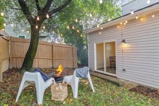 Fire Pit Vintage Vibes Mins from Stadiums Downtown - Pittsburgh - 8
