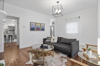 Fire Pit Vintage Vibes Mins from Stadiums Downtown - Pittsburgh - 7