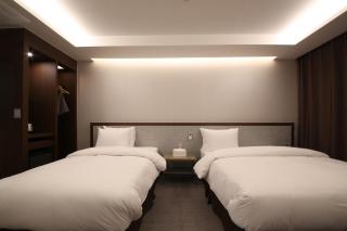 Hotel J's - Gumi - 5