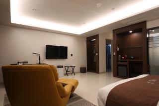 Hotel J's - Gumi - 6
