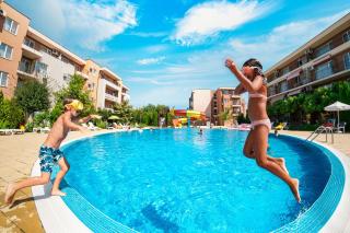 Holiday Garden Resort - Sunny Beach - 6