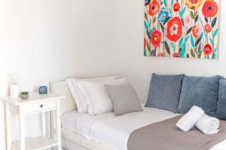 The HostMaster Beachside Retreat - Vari - 5